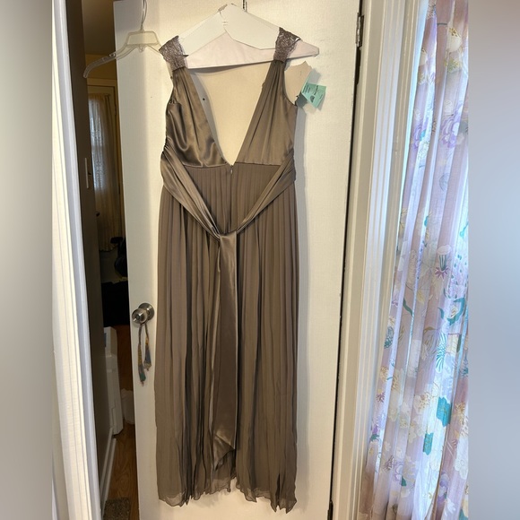 BCBG Size 10 - Picture 3 of 3